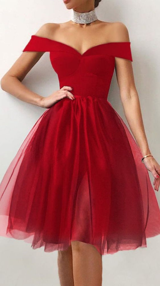 V-Neck Short Sleeve Knee-Length Homecoming Dress c2750
