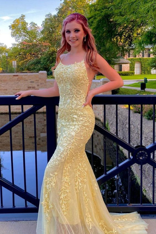 Elegant spaghetti straps yellow prom dress with lace appliques cheap long mermaid prom gown C961