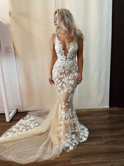 Sexy Deep V-neck Lace Appliqued Mermaid Long Prom Dresses Sexy Champagne White Lace V-neck Open-back Long Tail Mermaid Wedding Dress C826