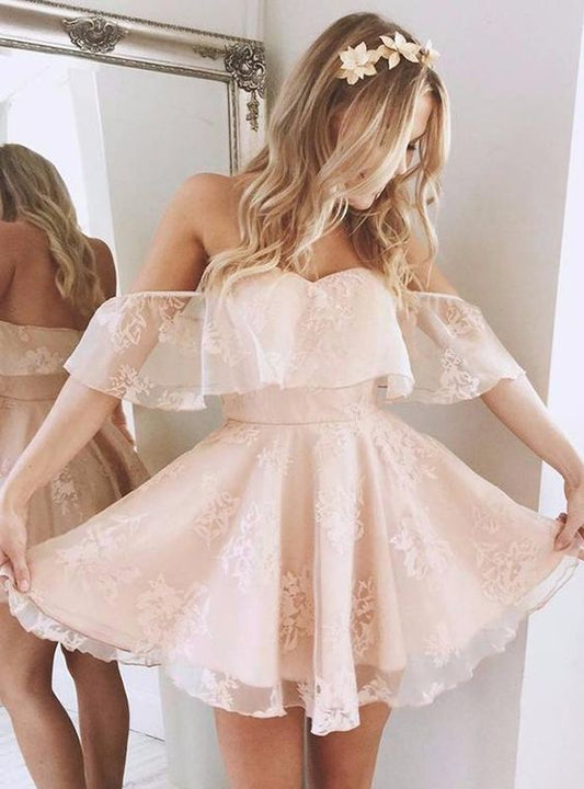A-Line/Princess Off-The-Shoulder Ruffle Lace Cut Short/Mini Homecoming Dresses C1139
